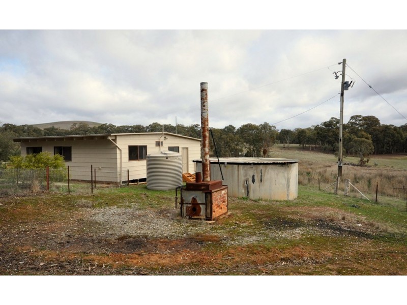 75 Matthews Rd, Talbot VIC 3371