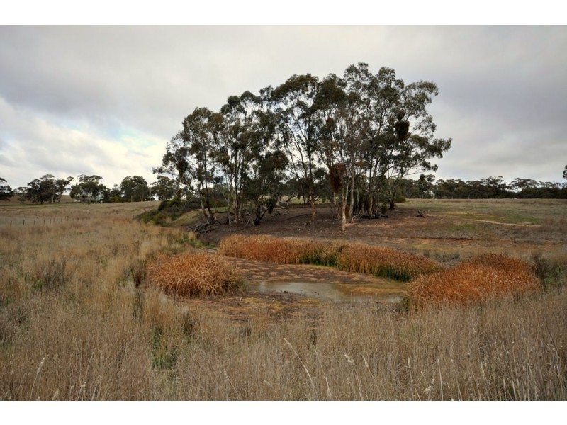 75 Matthews Rd, Talbot VIC 3371