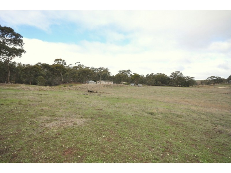 75 Matthews Rd, Talbot VIC 3371