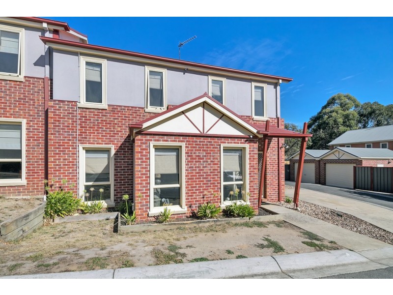 4/322 Clayton Street, Canadian VIC 3350