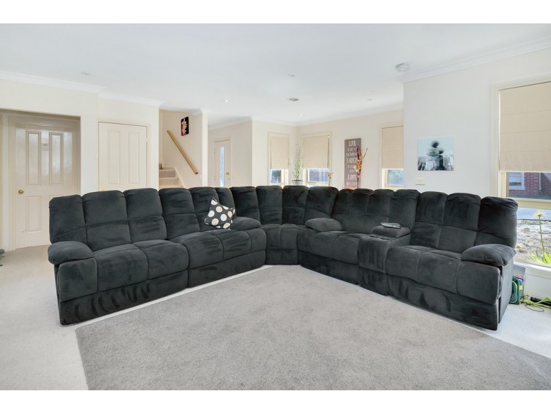 4/322 Clayton Street, Canadian VIC 3350