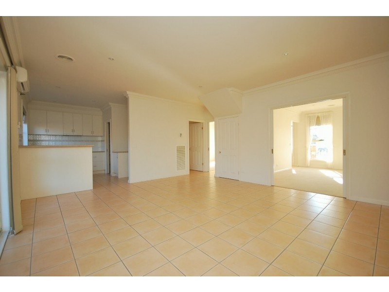 203 Neill Street, Soldiers Hill VIC 3350