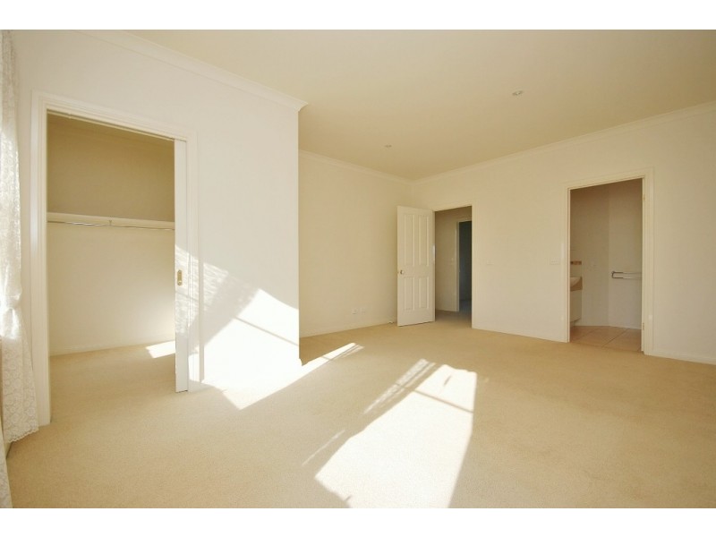 203 Neill Street, Soldiers Hill VIC 3350