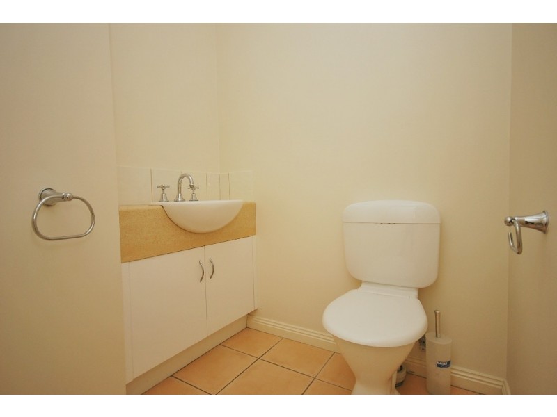 203 Neill Street, Soldiers Hill VIC 3350