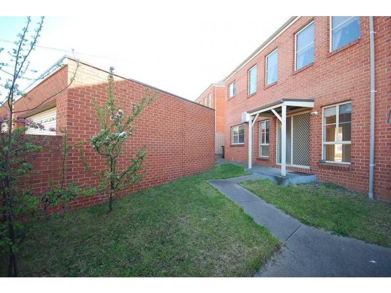 203 Neill Street, Soldiers Hill VIC 3350