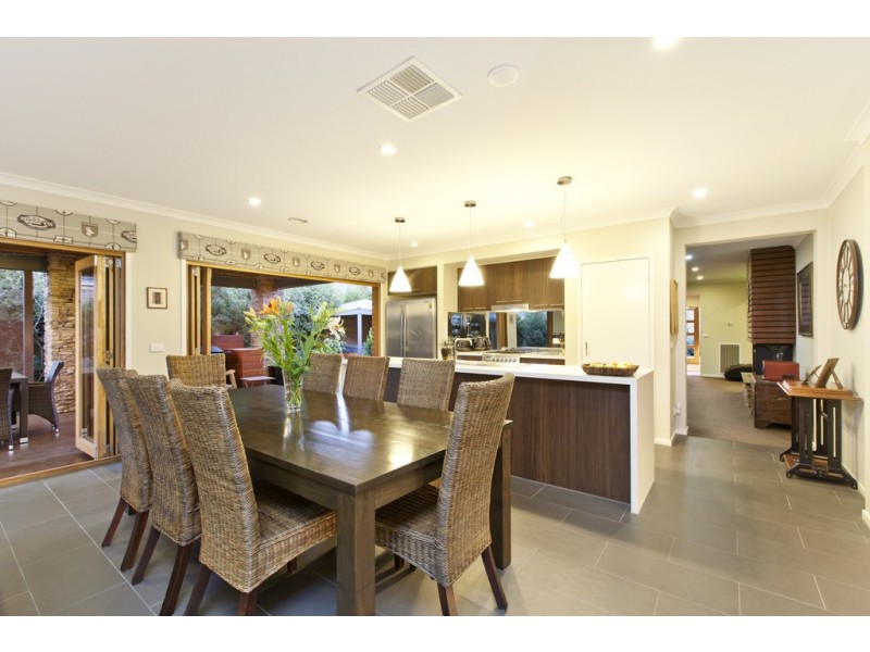 25 Howe Street, Miners Rest VIC 3352