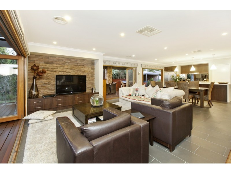 25 Howe Street, Miners Rest VIC 3352