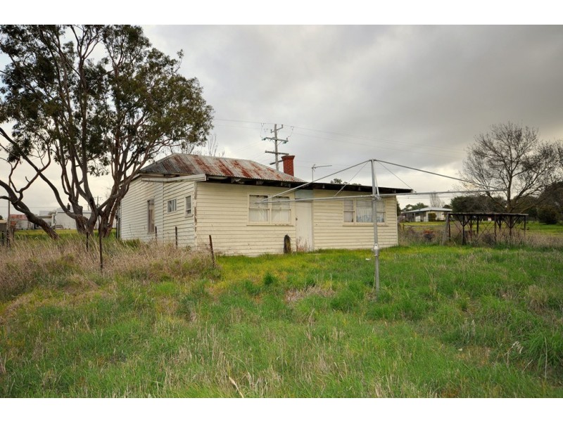 20 Gray Street, Lismore VIC 3324