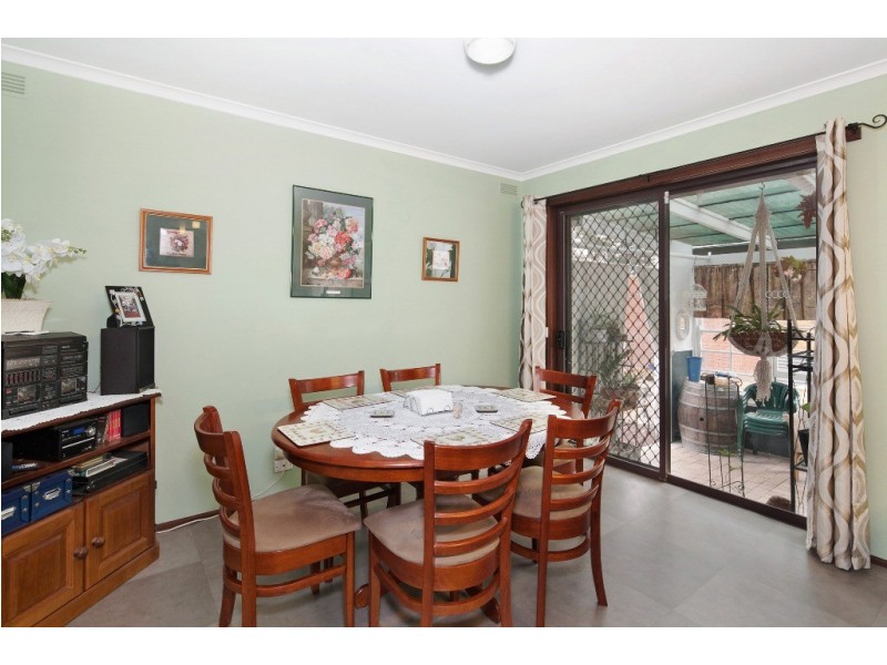 1 Appleby Drive, Cardigan Village VIC 3352