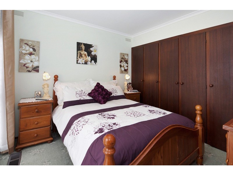 1 Appleby Drive, Cardigan Village VIC 3352