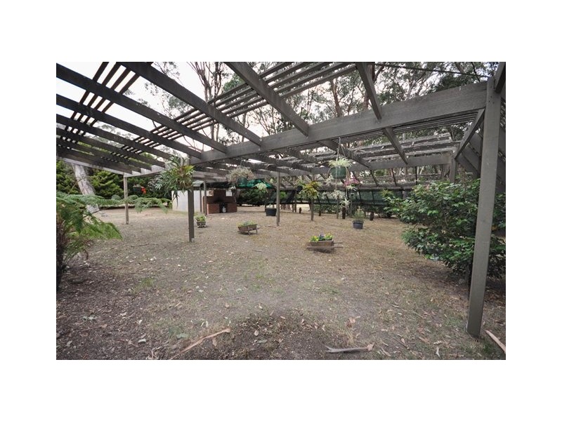 135 Lyons Rd, Navigators VIC 3352