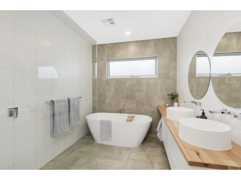 5 Ronald Street, Ballarat Central VIC 3350