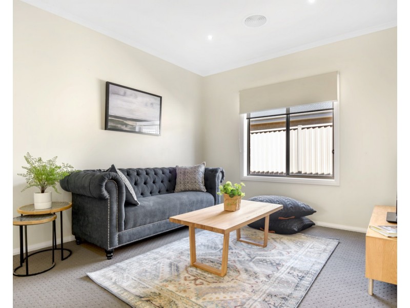 31 Canopy Avenue, Alfredton VIC 3350