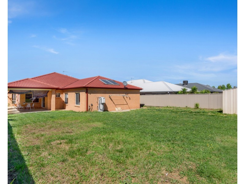 31 Canopy Avenue, Alfredton VIC 3350
