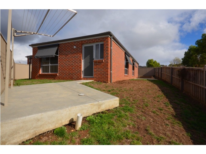 2 Harley Court, Mount Clear VIC 3350