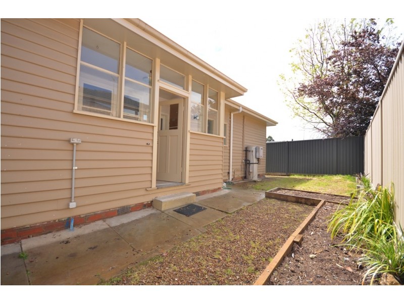 1/314 Humffray Street North, Brown Hill VIC 3350