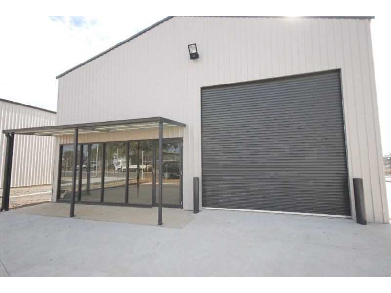 Lot 6/7A Wiltshire Ln, Delacombe VIC 3356