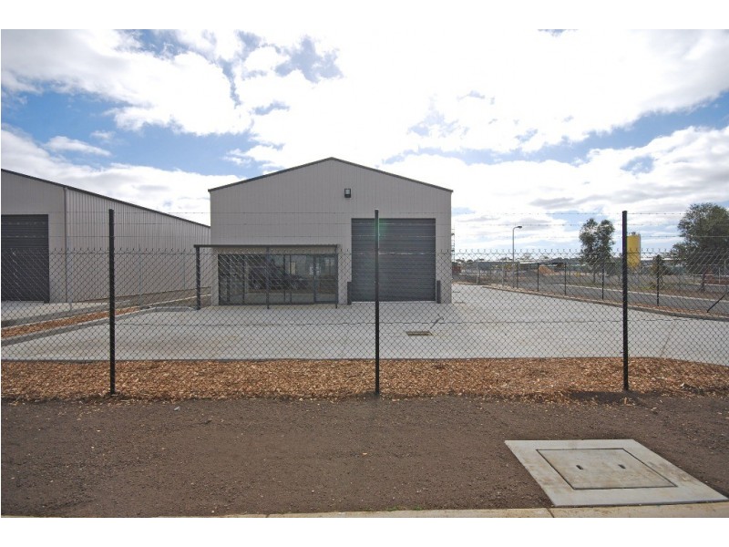 Lot 6/7A Wiltshire Ln, Delacombe VIC 3356