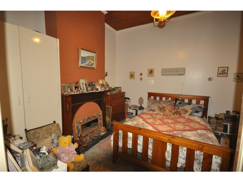 94 Barnett Street, Avoca VIC 3467