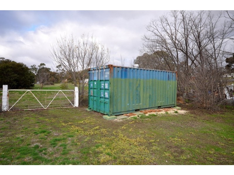 94 Barnett Street, Avoca VIC 3467