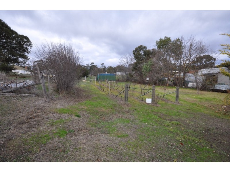 94 Barnett Street, Avoca VIC 3467