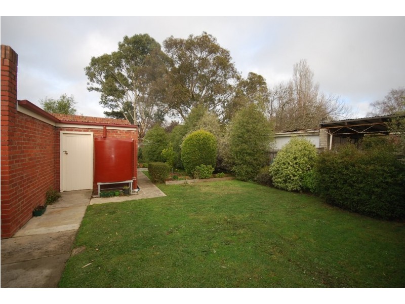 1361 Gregory Street, Lake Wendouree VIC 3350