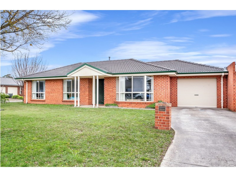 15 Lauderdale Avenue, Alfredton VIC 3350