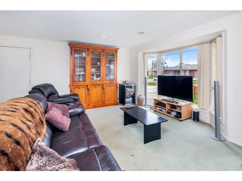 15 Lauderdale Avenue, Alfredton VIC 3350