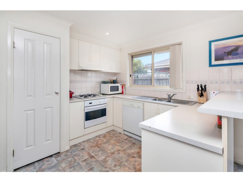 15 Lauderdale Avenue, Alfredton VIC 3350