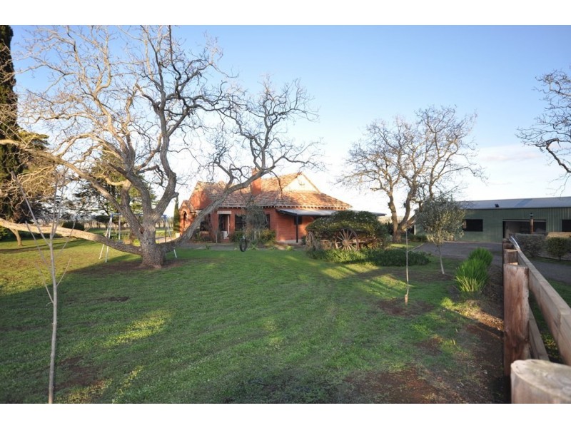 77 Griffins Road, Coghills Creek VIC 3364