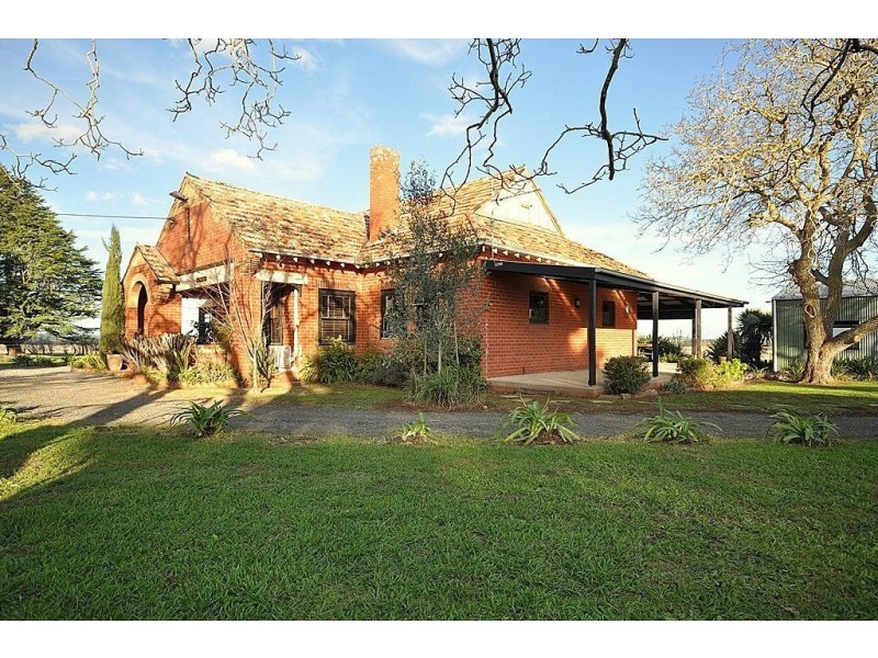 77 Griffins Road, Coghills Creek VIC 3364