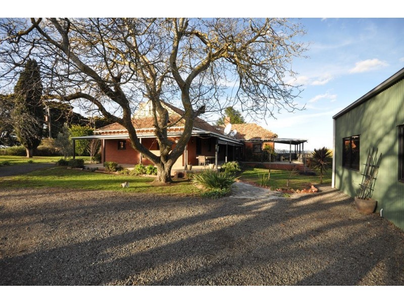 77 Griffins Road, Coghills Creek VIC 3364