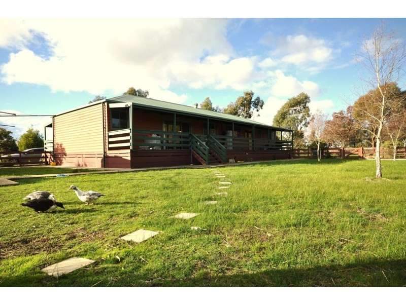 14 Camerons Lane, Beremboke VIC 3342