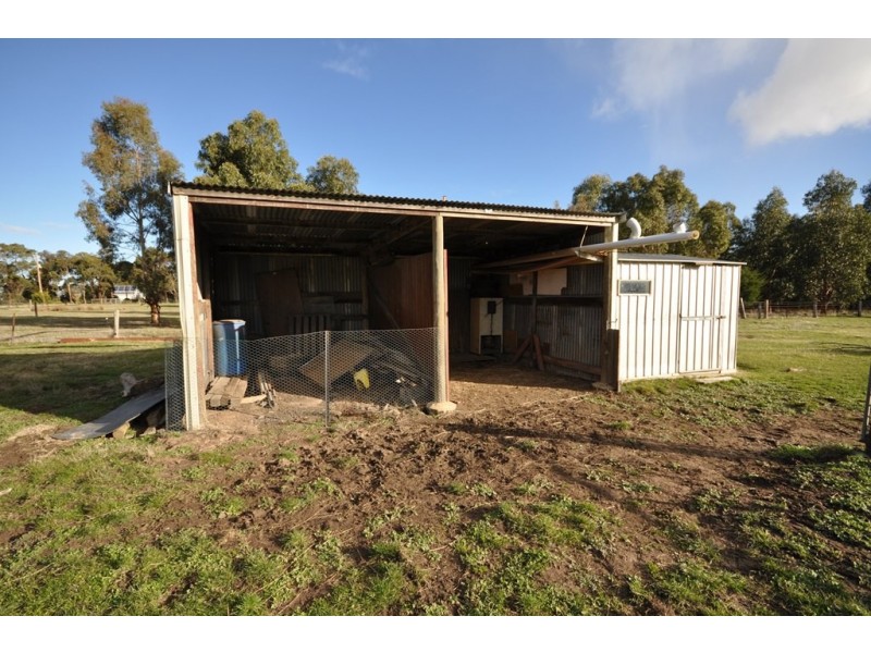 14 Camerons Lane, Beremboke VIC 3342