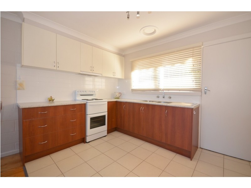 2/1046 Norman Street, Wendouree VIC 3355