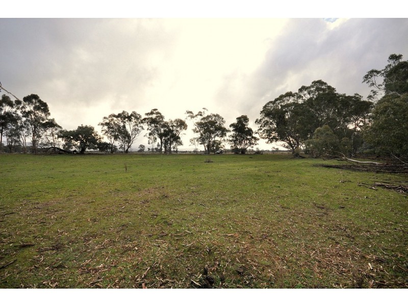 CA 1 Wolfs Lane, Avoca VIC 3467