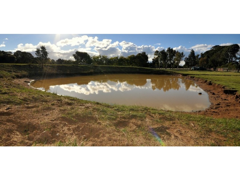 14 Camerons Ln, Beremboke VIC 3342