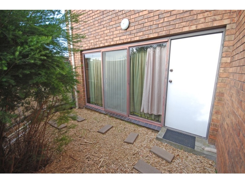 6/25 Learmonth Street, Alfredton VIC 3350