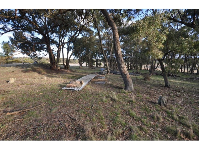 CA16 Tannery Rd, Snake Valley VIC 3351