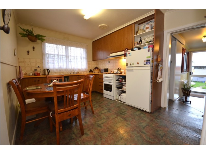 715 Latrobe Street, Redan VIC 3350