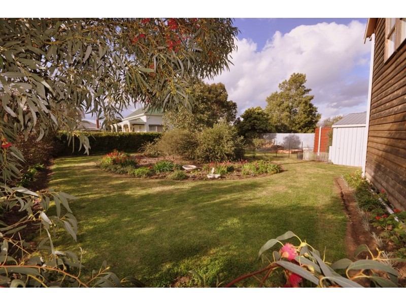 86 William Street, Lismore VIC 3324