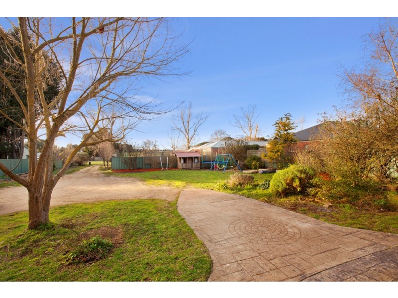 201 Old Melbourne Road, Ballan VIC 3342