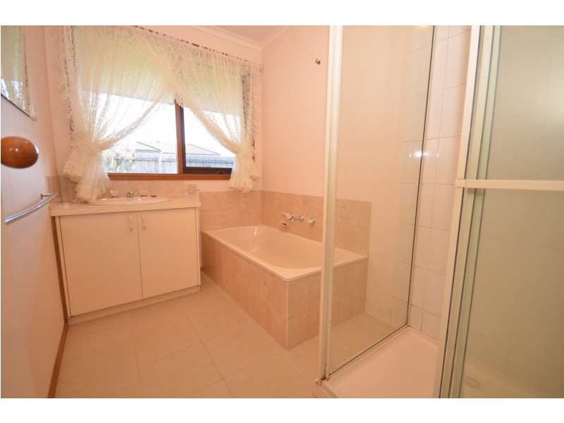 312 Otway Street South, Canadian VIC 3350