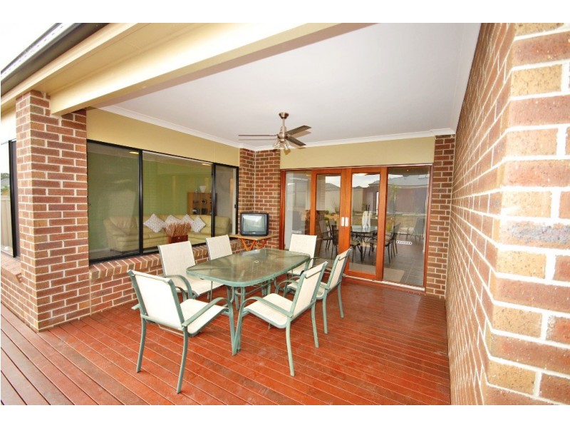 20 Tulloch Rise, Canadian VIC 3350