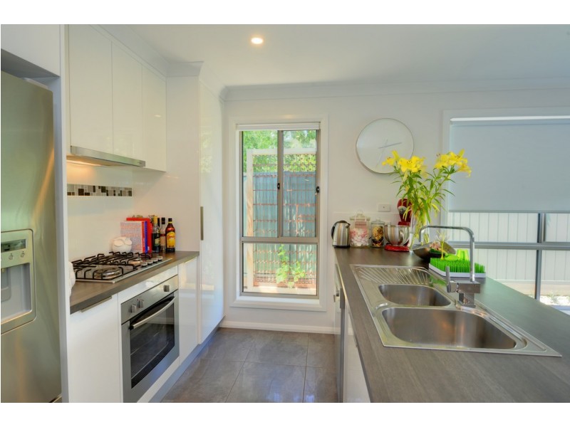 12 Ford Street, Ballarat East VIC 3350