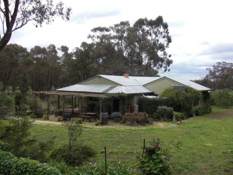 607 Timor-Mount Hooghly Rd, Dunolly VIC 3472