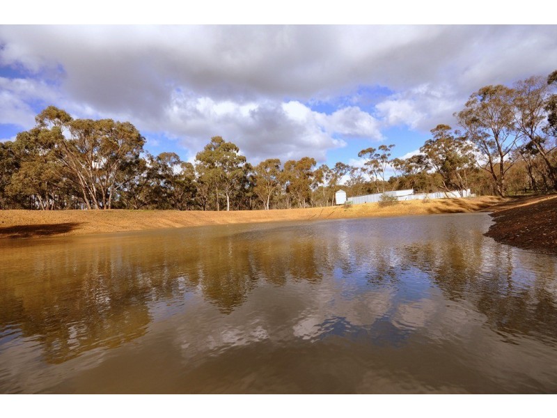 607 Timor-Mount Hooghly Rd, Dunolly VIC 3472