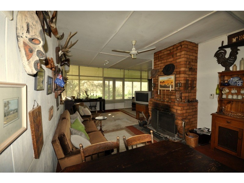 607 Timor-Mount Hooghly Rd, Dunolly VIC 3472