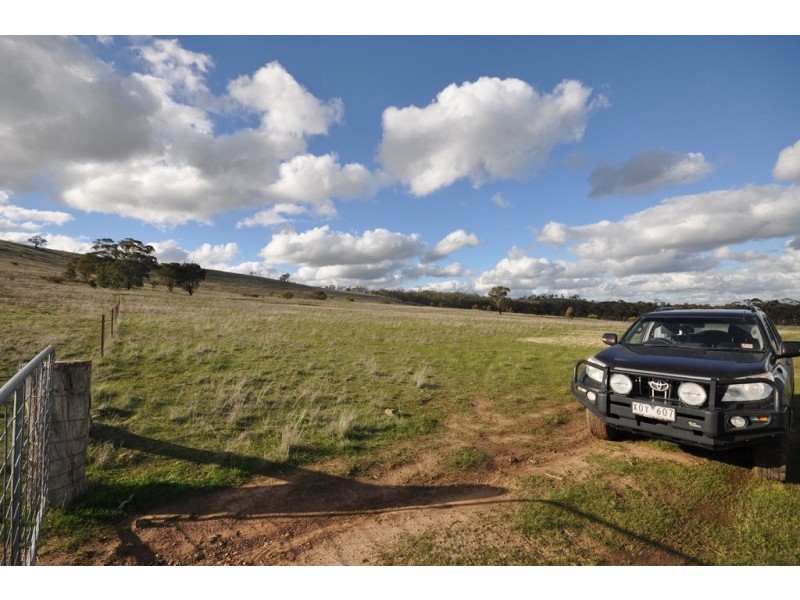 607 Timor-Mount Hooghly Rd, Dunolly VIC 3472