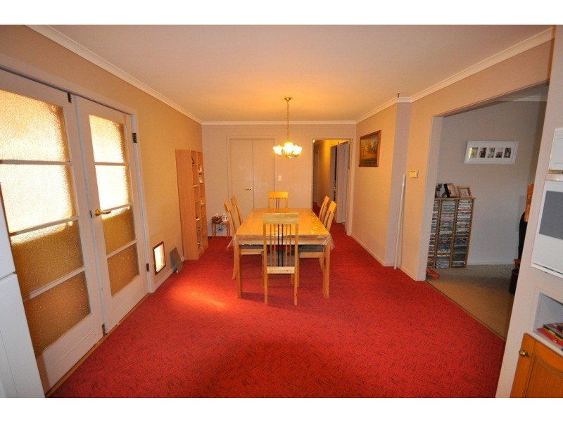 53 Hudswell Rd, Landsborough VIC 3384